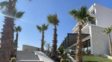 Coral Boutique  Hotel