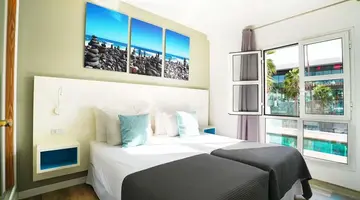 Coral Compostela Beach Golf