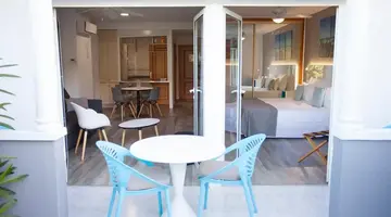 Coral Compostela Beach Golf