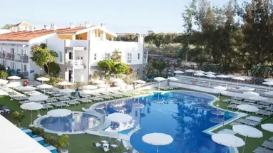 Coral Compostela Beach Golf