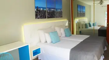 Coral Compostela Beach Golf
