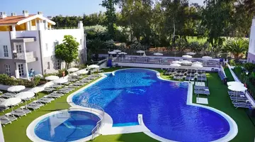 Coral Compostela Beach Golf