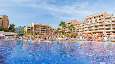 CORAL COMPOSTELA BEACH