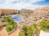 CORAL COMPOSTELA BEACH