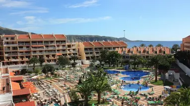 CORAL COMPOSTELA BEACH