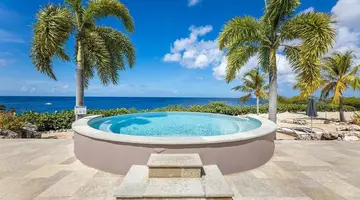 Coral Estate Luxury Resort