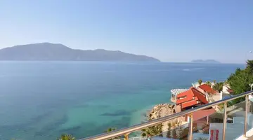 Coral Hotel Resort