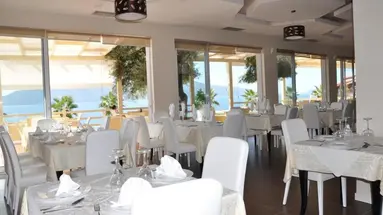 Coral Hotel Resort