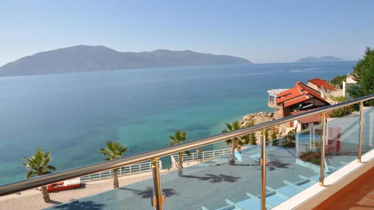 Coral Hotel Resort