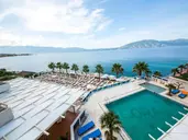 Coral Hotel Resort