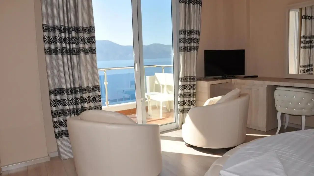 Coral Hotel Resort