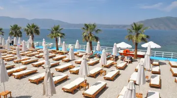 Coral Hotel Resort