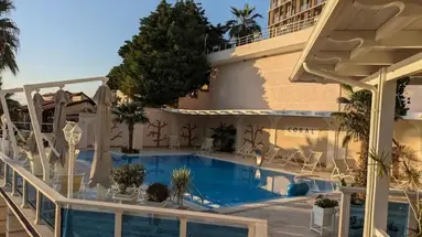Coral Hotel Resort