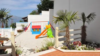 Coral Hotel Resort