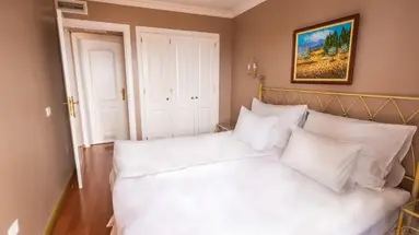CORAL LA QUINTA PARK SUITES Nature & Adventure Experience