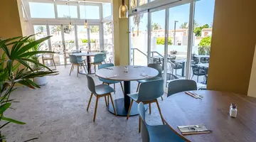 CORAL OCEAN VIEW (ADULTS ONLY 16+)