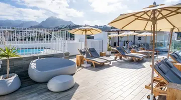 CORAL OCEAN VIEW (ADULTS ONLY 16+)