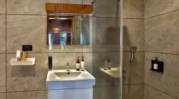 Coral Reef Resort & Spa