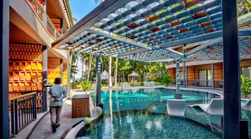 Coral Reef Resort & Spa