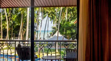 Coral Reef Resort & Spa