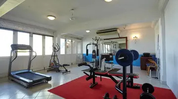 CORAL SANDS HOTEL