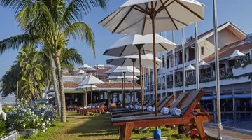 CORAL SANDS HOTEL