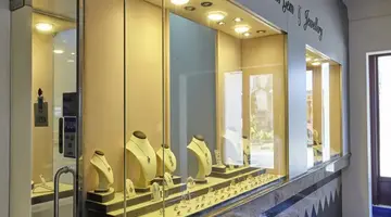 CORAL SANDS HOTEL
