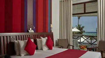 CORAL SANDS HOTEL