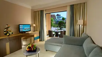 Coral Sea Aqua Club