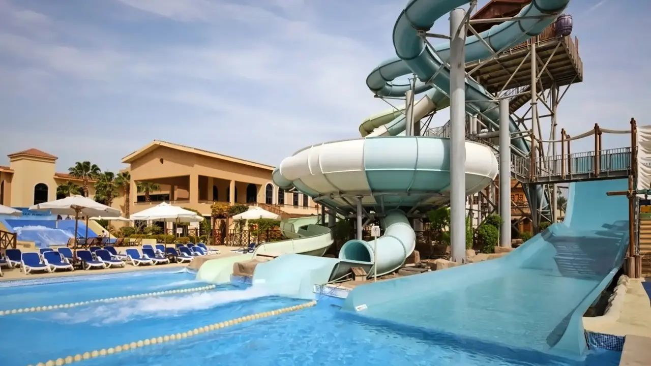 Coral Sea Aqua Club