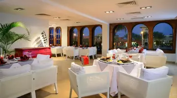Coral Sea Aqua Club
