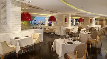 CORAL SEA SENSATORI RESORT
