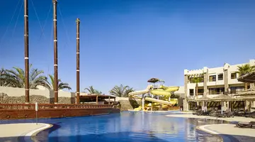 CORAL SEA SENSATORI RESORT