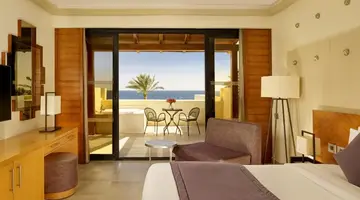 CORAL SEA SENSATORI RESORT