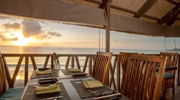 Coral Strand Smart Choice Hotel