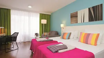 CORAL SUITES & SPA (ADULTS ONLY 16+)