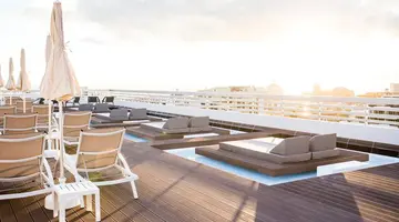 CORAL SUITES & SPA (ADULTS ONLY 16+)
