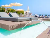 Coral Suites & Spa (Only Adults)