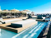 Coral Suites & Spa