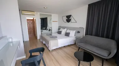 Coral Suites & Spa