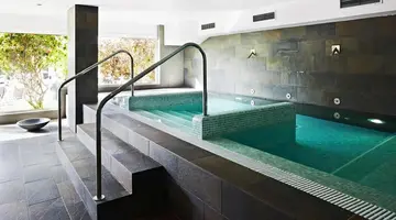 Coral Suites & Spa