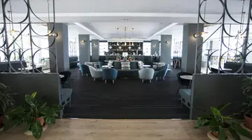 Coral Suites & Spa