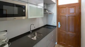 Coral Suites & Spa