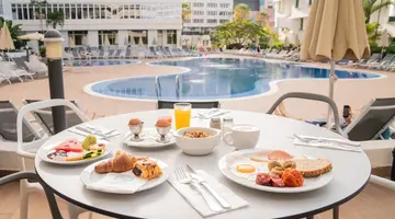 Coral Suites & Spa