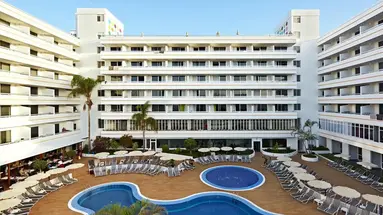 Coral Suites & Spa