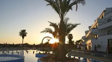 Corallia Beach Hotel Apartments