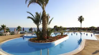 Corallia Beach Hotel Apartments