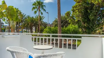Corallium Beach by Lopesan Hotels