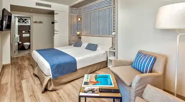 Corallium Beach