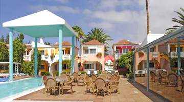 Cordial Green Golf Bungalows